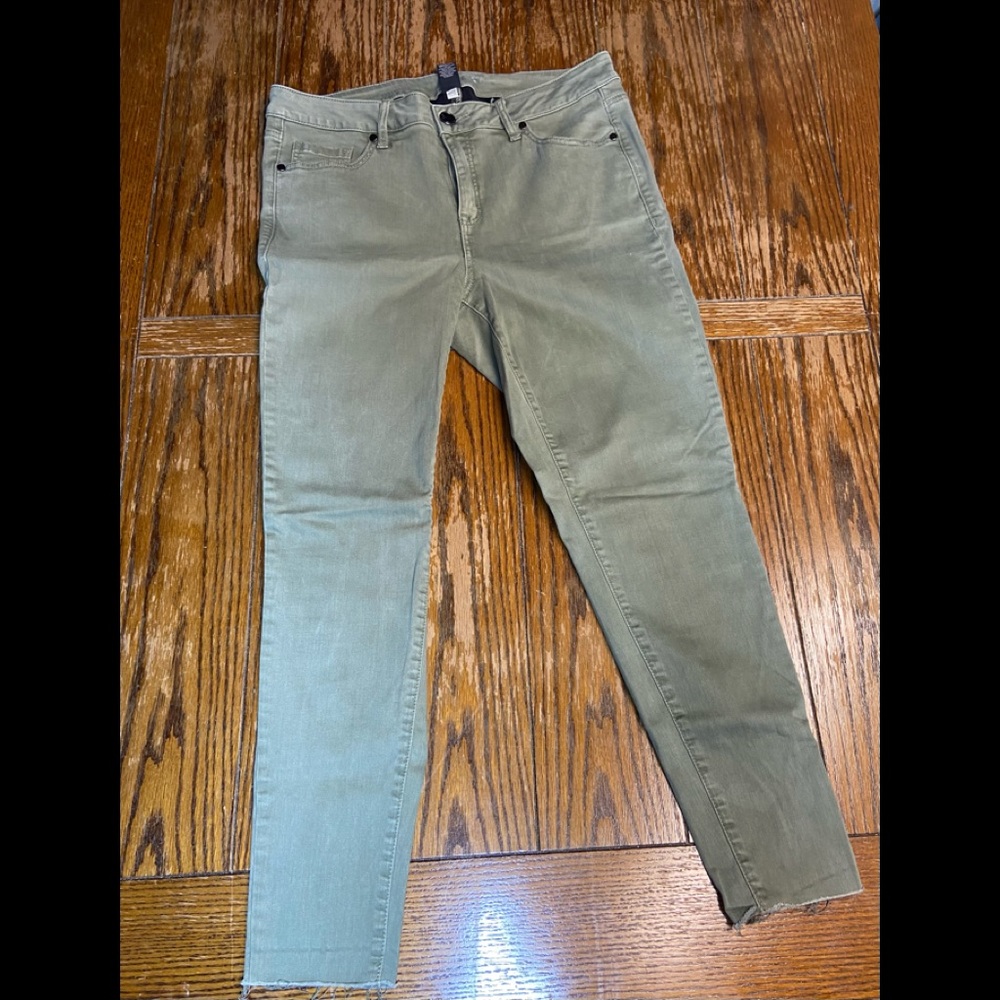 Lane Bryant Mid rise stretch ankle jeans Olive 14